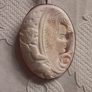 925 Genuine Hand Carved Pink Conch Cameo,  Made in Italy. FIRM.
